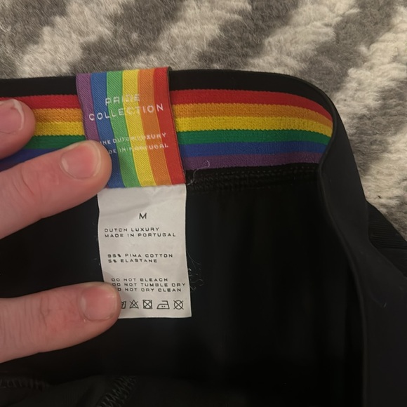 LVW Pride Trunk, Black, Medium - Picture 2 of 3